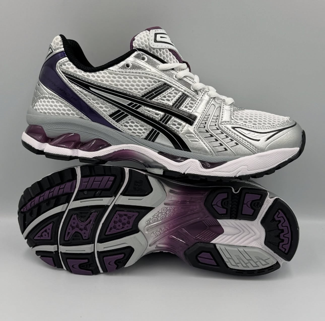 ASICS kayano π