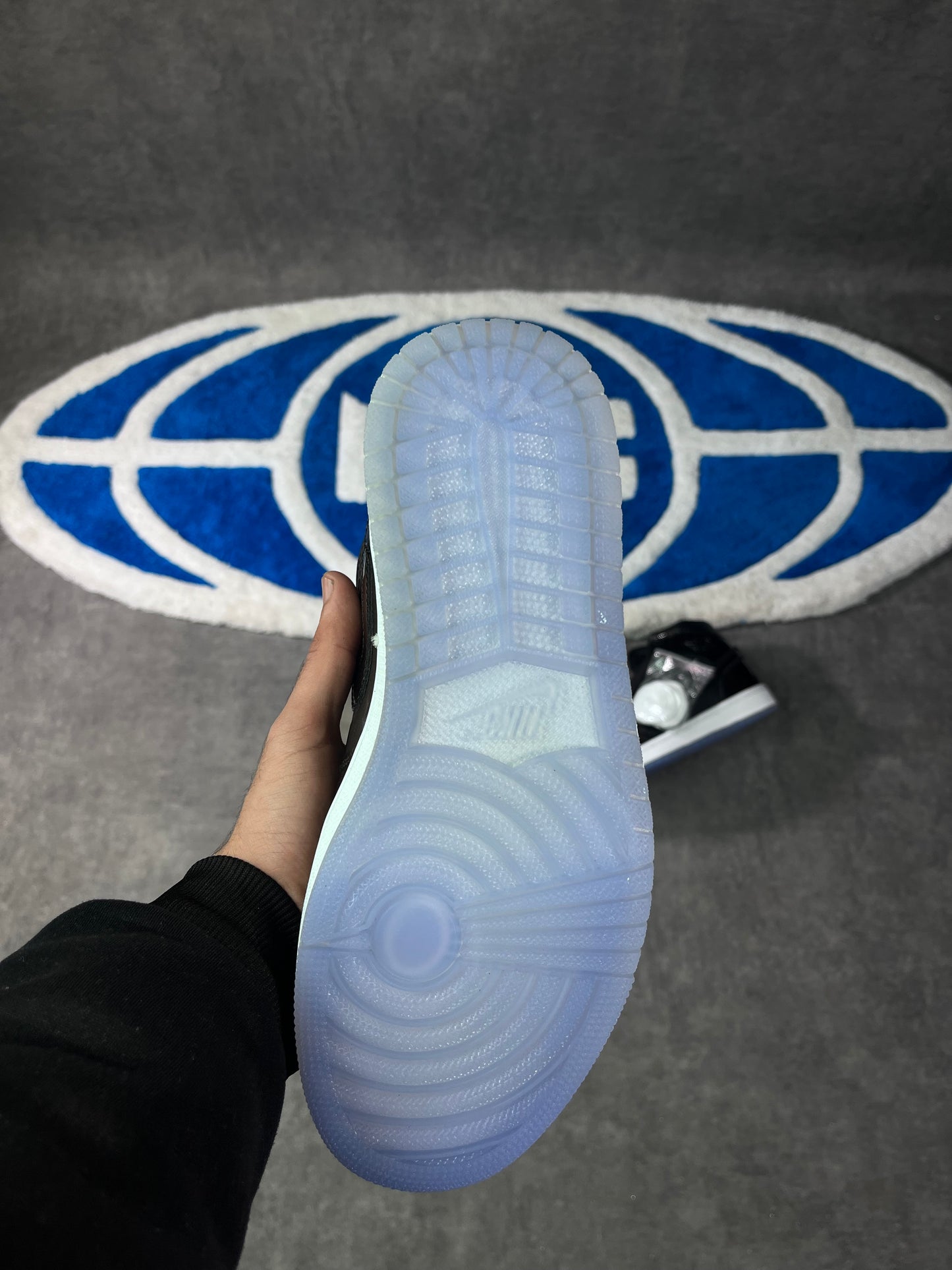 Jordan 1 Space jam
