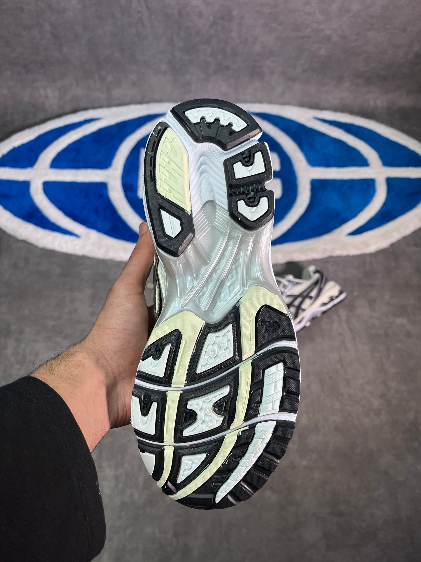 ASICS Kayano 14 creamy