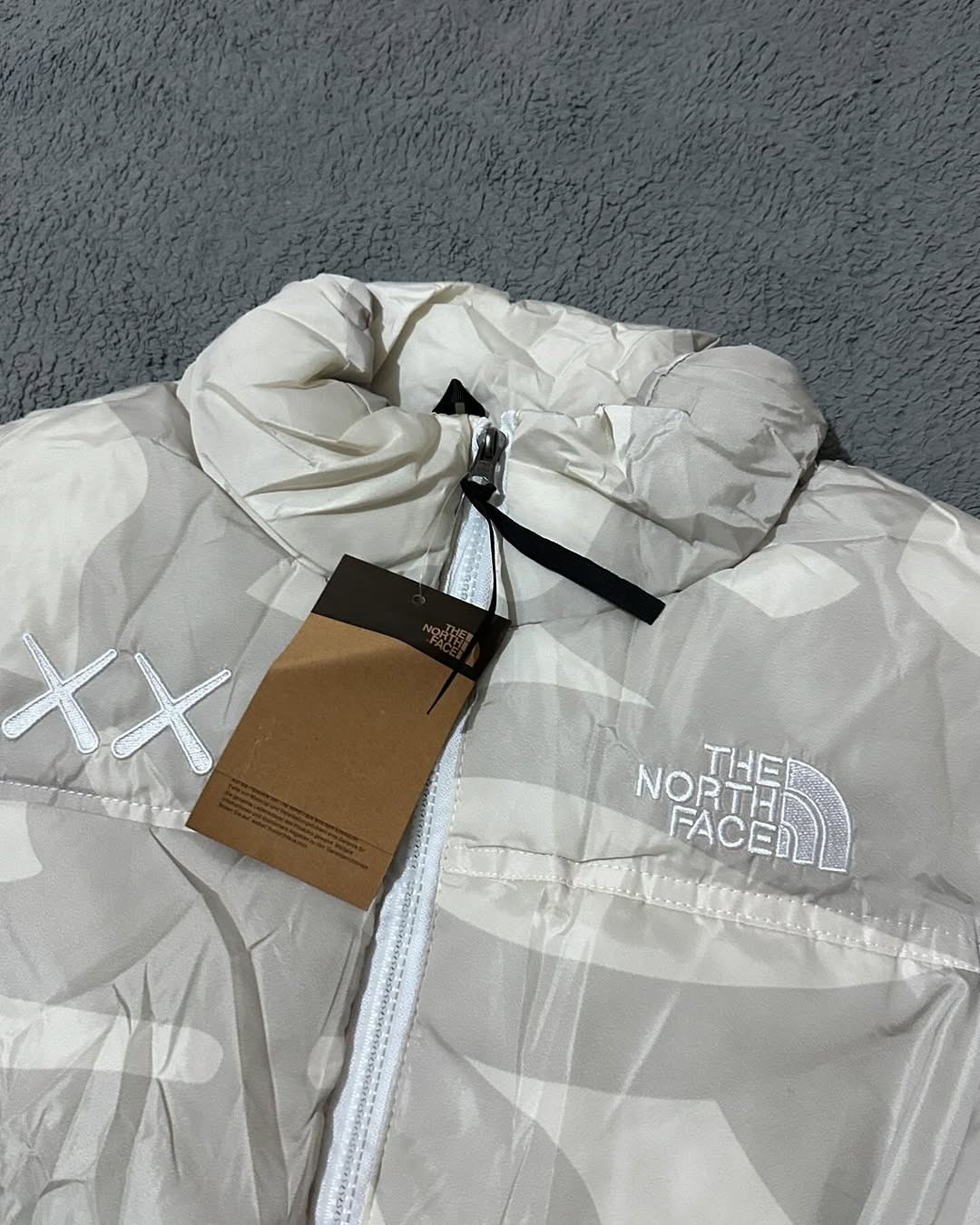 DOUDOUNE TNF X SUPREME
